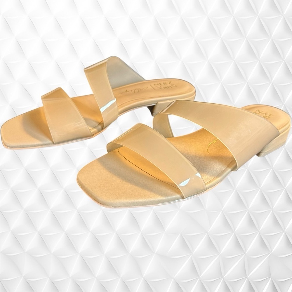 NWT Naturalizer ‘Illuminate’ Slide Sandal in “Shade 3 Light” Size 7 Wide Width